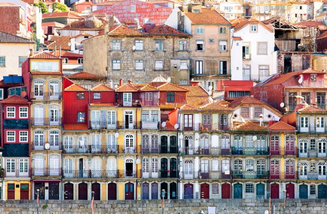 Fly Drive Lissabon naar Porto via de kustroute 17